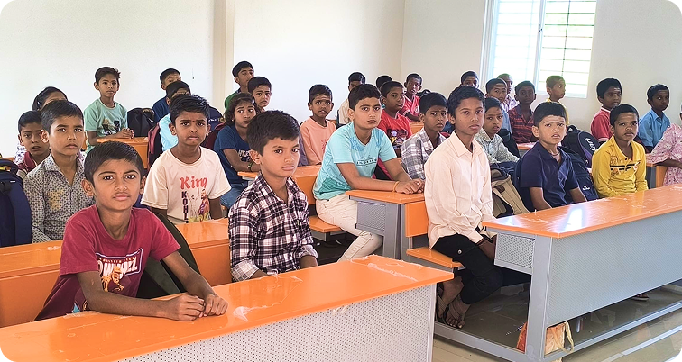 Swami Dayananda Avva Vidyalaya classroom
